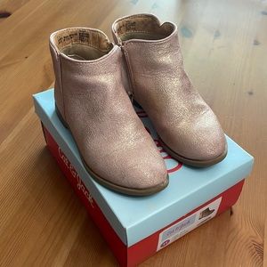 Cat & Jack Etoile Boots